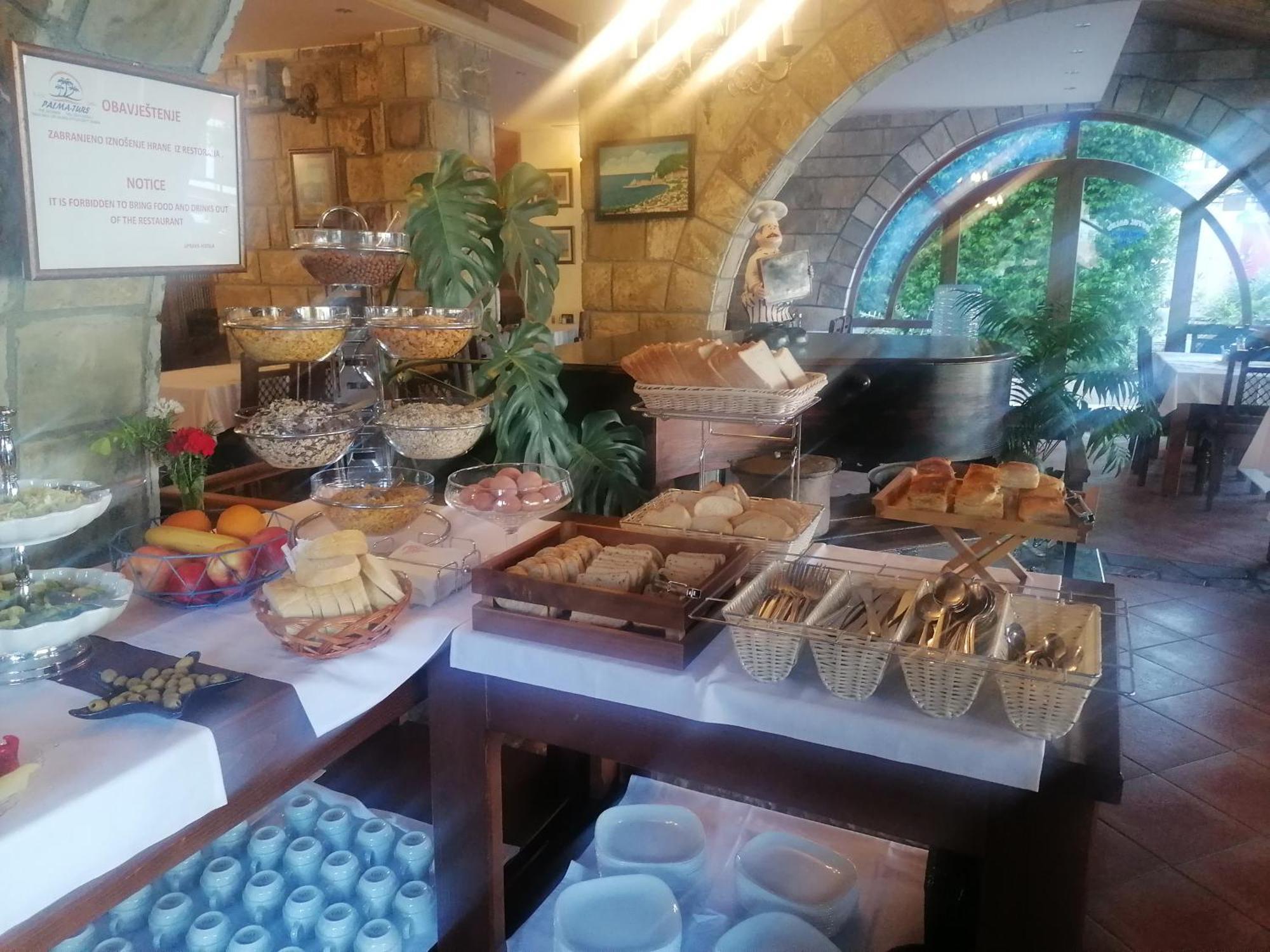 Hotel Galeb Čanj Kültér fotó